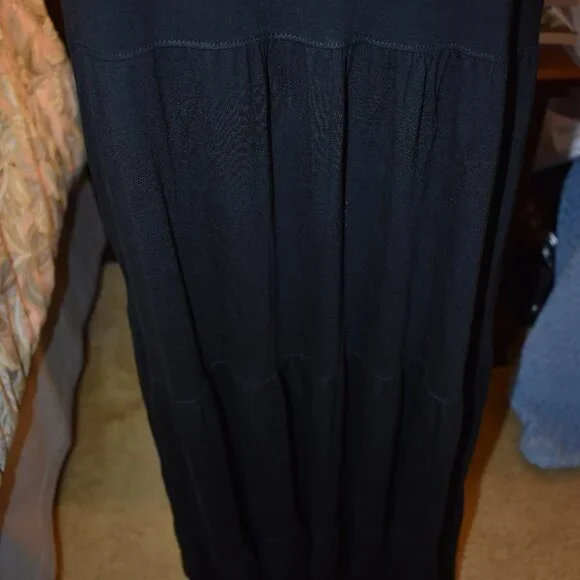 dress - Picture 3 of 8